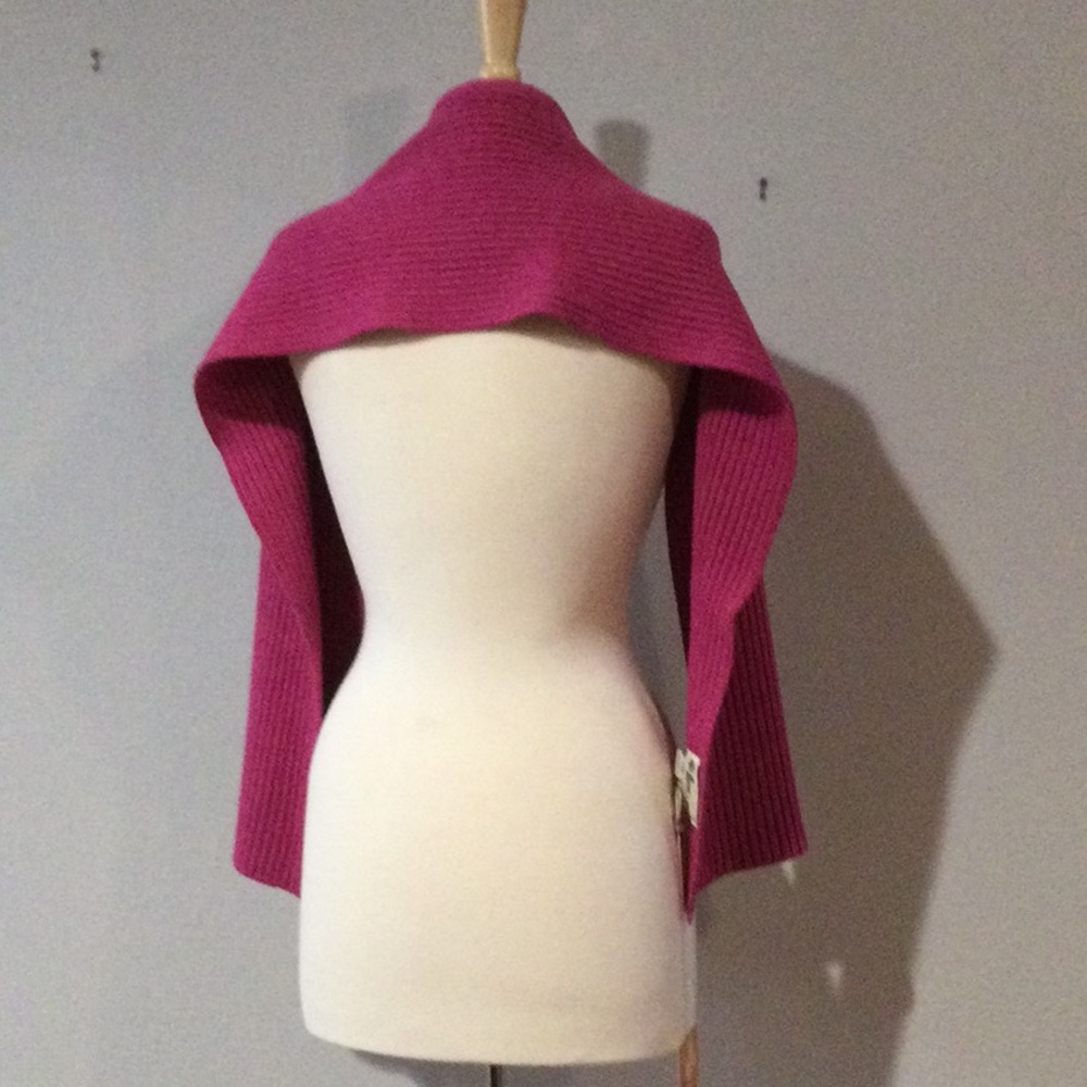 Neve Designs Scarf - Picture 6 of 11